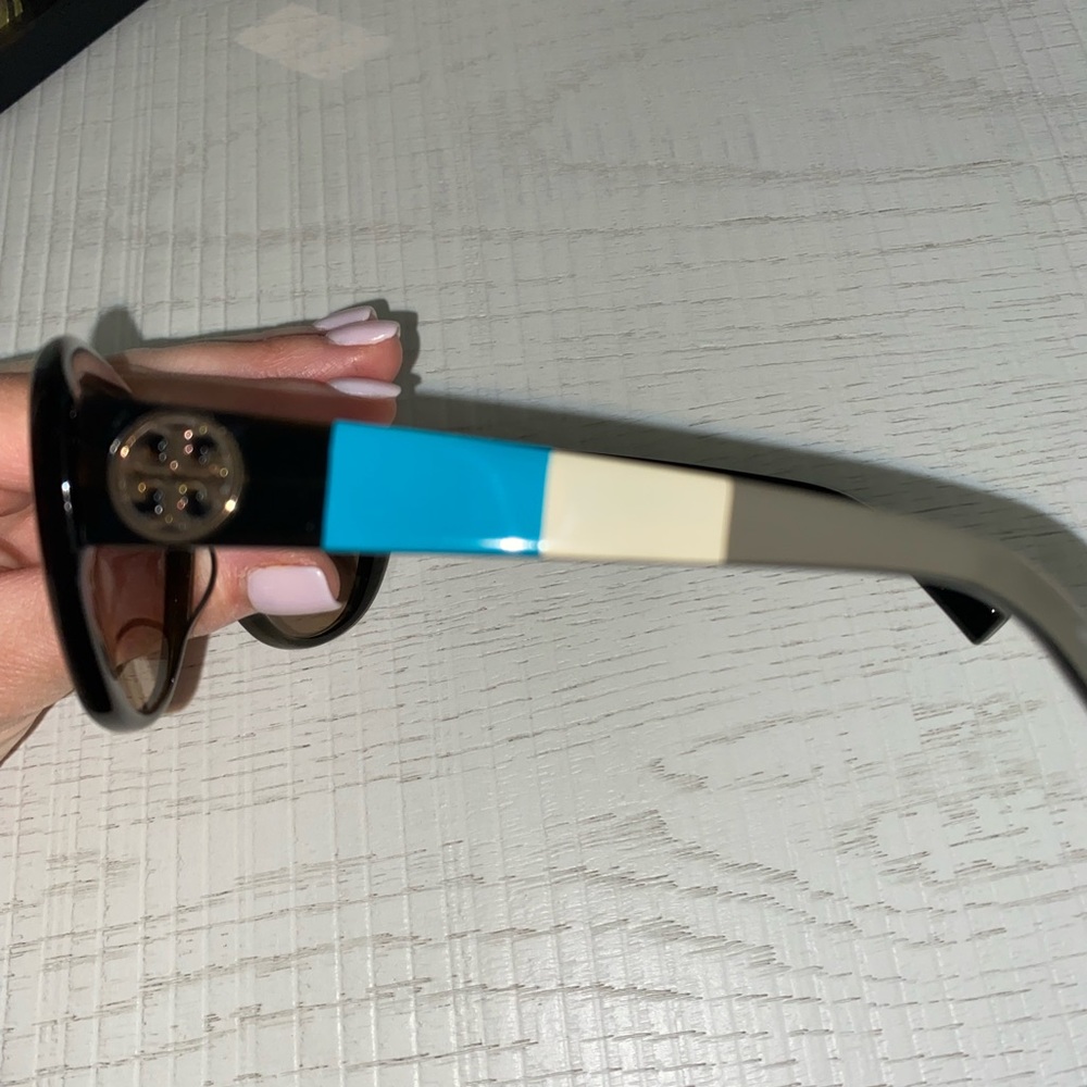 Tory Burch Cat Eye Sunglasses Blue and Cream Accent Stripe Design